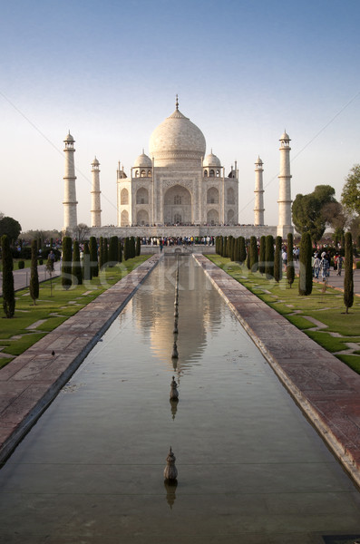 Taj Mahal mausoleu dragoste soare râu aur Imagine de stoc © johnnychaos