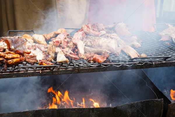 Foto stock: Carne · de · porco · carne · grelhado · abrir · fogo · ao · ar · livre · comida