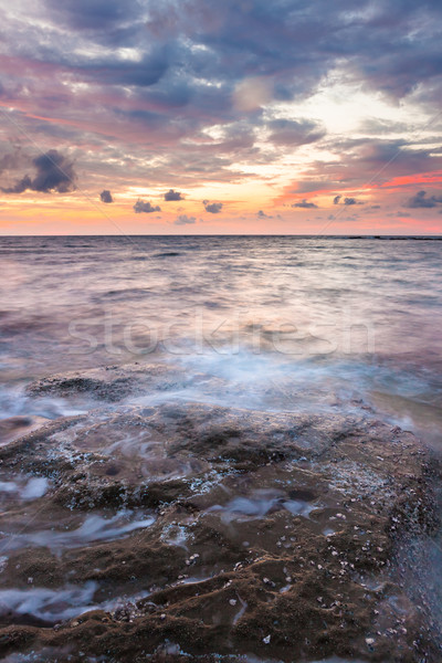 Longa exposição mar rochas crepúsculo marinha ondas Foto stock © Juhku