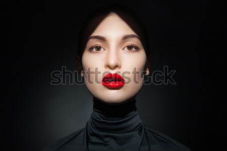 Primer plano sensual modelo labios rojos jóvenes Foto stock © julenochek