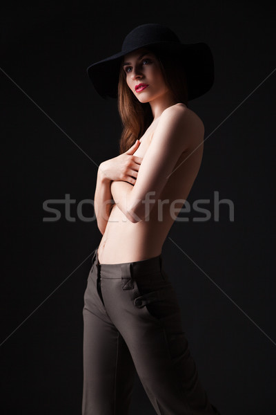 Gyönyörű fiatal topless modell kalap portré Stock fotó © julenochek