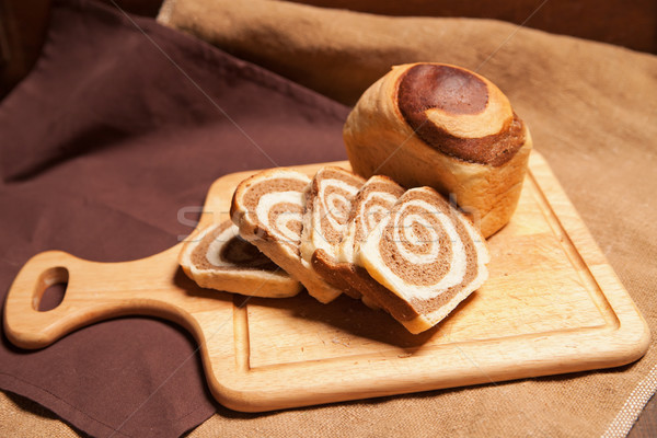 Stock foto: Traditionellen · hausgemachte · Marmor · Kuchen · isoliert · Schneidebrett