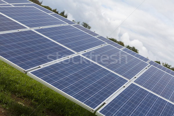 Campo azul solar alternativa energía sol Foto stock © juniart