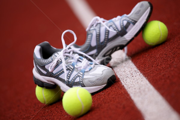 Sport chaussures court de tennis fond tennis balle [[stock_photo]] © kaczor58