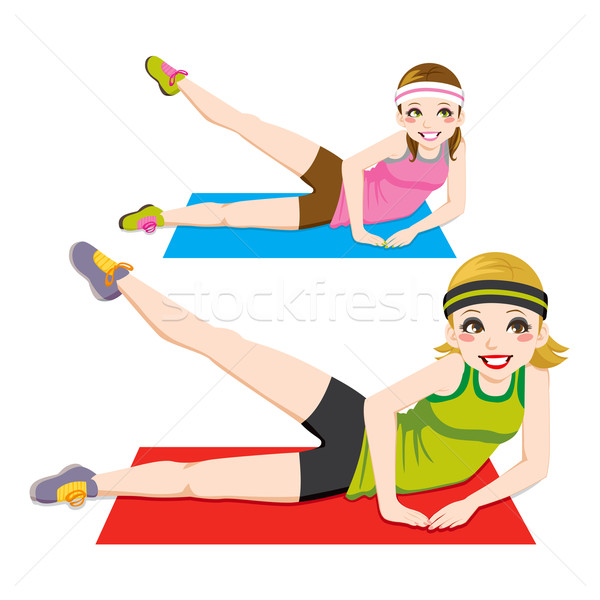 Aerobik testmozgás kettő gyönyörű lányok edzés Stock fotó © Kakigori