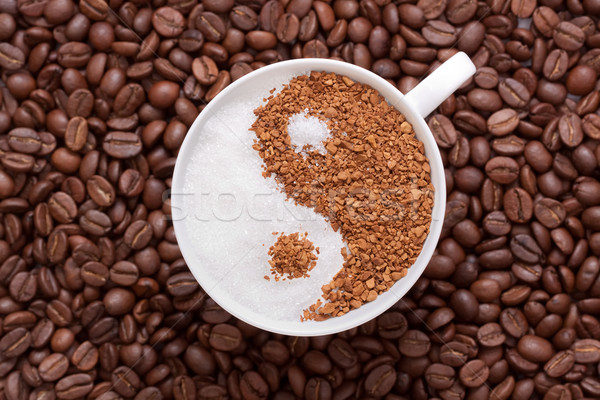 Yin yang koffie zoete suiker bitter vorm Stockfoto © kalozzolak