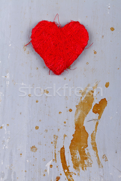 Foto stock: Vermelho · corda · coração · sujo · pintado