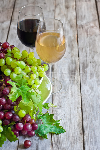 Green and red grape Stock photo © Karaidel