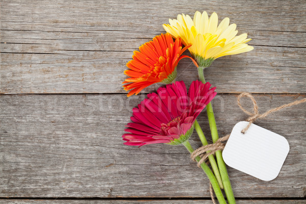 Stockfoto: Drie · kleurrijk · bloemen · houten · tafel · natuur · verjaardag