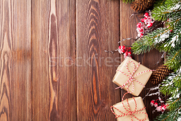 聖誕節 禮品盒 樹枝 支 木桌 商業照片 © karandaev