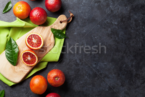 Vers Rood oranje vruchten steen tabel Stockfoto © karandaev