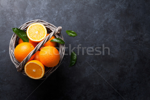 Stockfoto: Vers · oranje · vruchten · mand · steen · tabel