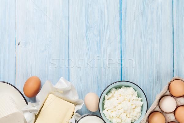 Foto stock: Leche · queso · huevo · mantequilla · mesa · de · madera