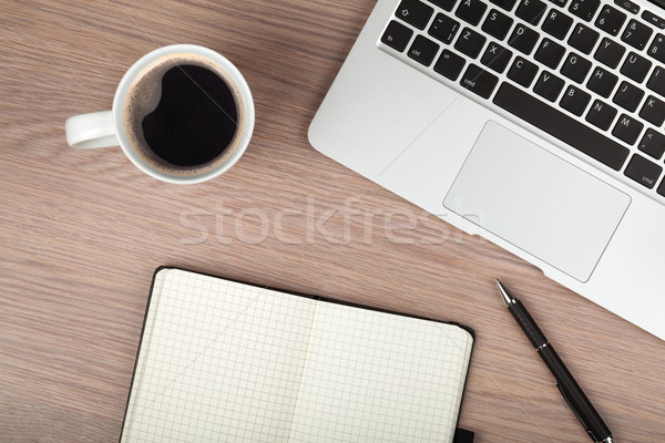 Stok fotoğraf: Notepad · dizüstü · bilgisayar · kahve · fincanı · ahşap · masa · ofis · kalem
