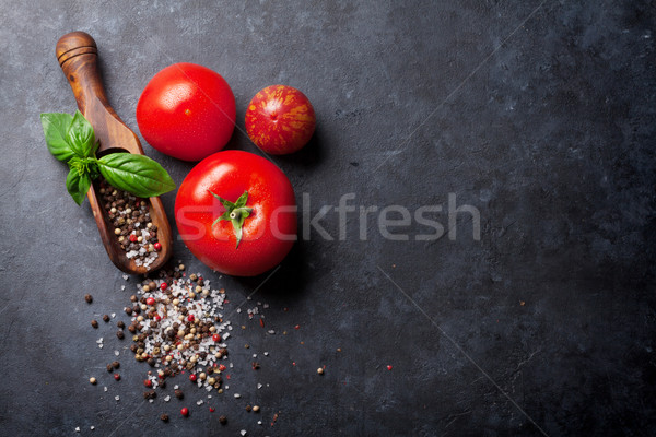 Ierburi condimente piper sare busuioc iarbă Imagine de stoc © karandaev