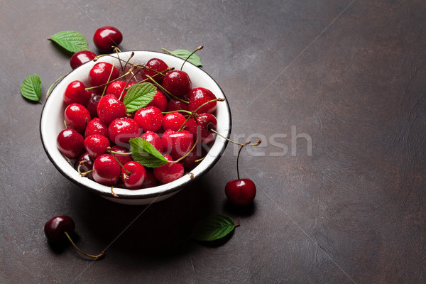 Friss nyár cseresznye bogyók űr gyümölcs Stock fotó © karandaev