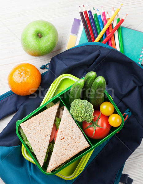 午餐 框 學校用品 蔬菜 三明治 木桌 商業照片 © karandaev
