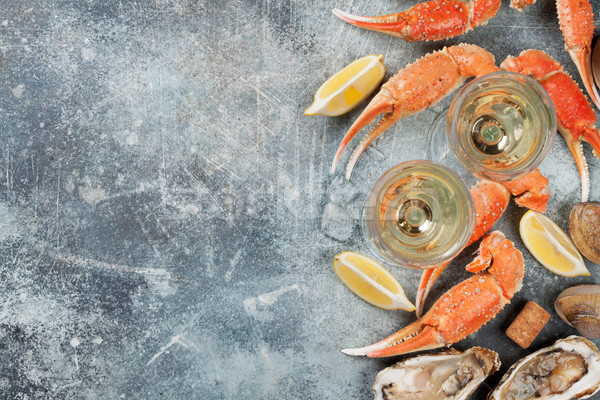 Deniz ürünleri istiridye ıstakoz beyaz şarap üst görmek Stok fotoğraf © karandaev