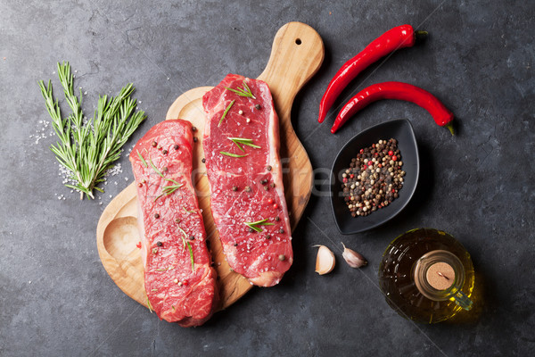 Brut steak romarin sel poivre cuisson [[stock_photo]] © karandaev