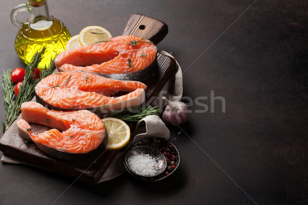 Foto stock: Crudo · salmón · peces · filete · especias · cocina