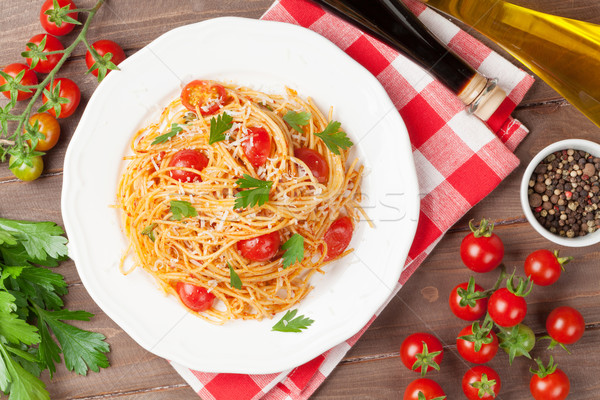 Stockfoto: Spaghetti · pasta · tomaten · peterselie · houten · tafel · top