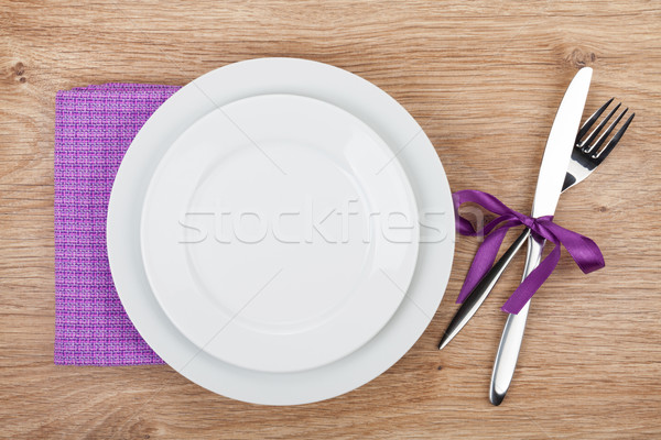 Stockfoto: Vork · mes · platen · servet · houten · tafel · voedsel
