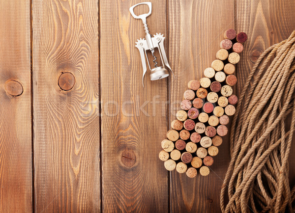 Bouteille de vin tire-bouchon rustique table en bois haut Photo stock © karandaev