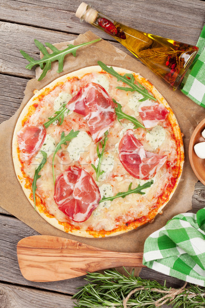 Stockfoto: Pizza · prosciutto · mozzarella · houten · tafel · top