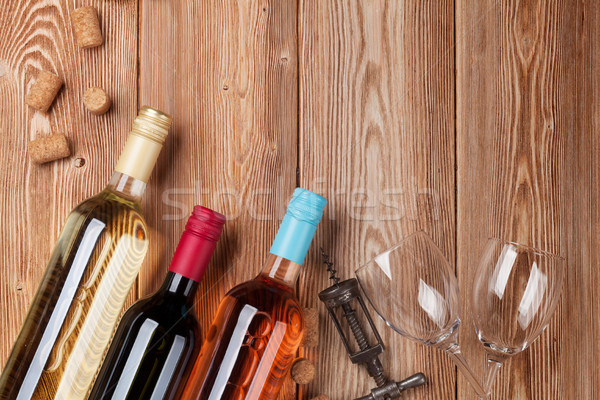 вино бутылок деревянный стол красную розу белое вино Top Сток-фото © karandaev