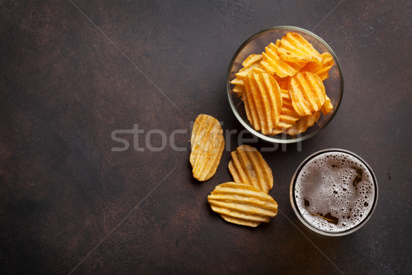 Stockfoto: Bier · snacks · chips · steen · tabel