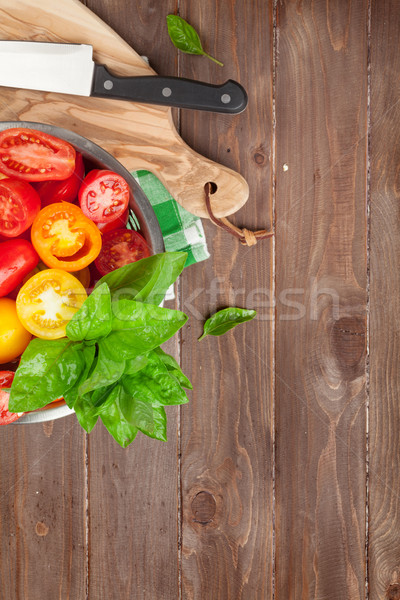 Frischen farbenreich Tomaten Basilikum top Ansicht Stock foto © karandaev