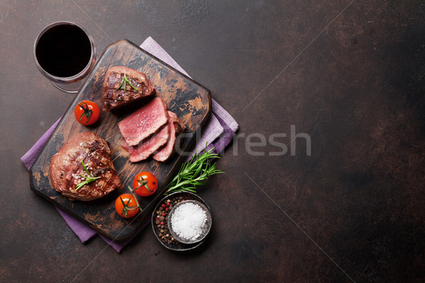 Grillés filet steak vin vin rouge pierre Photo stock © karandaev