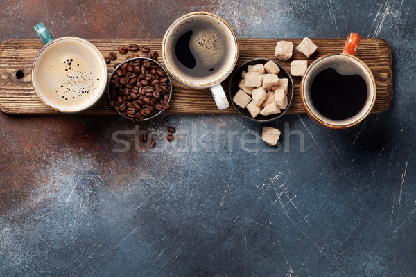 Kaffeetassen Bohnen brauner Zucker top Ansicht Raum Stock foto © karandaev