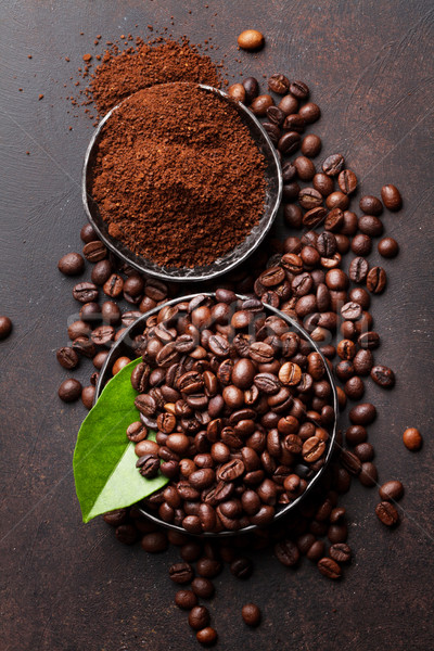 Koffiebonen grond poeder steen top Stockfoto © karandaev