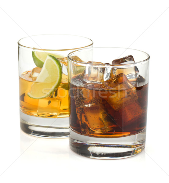 Whiskey cola cocktails geïsoleerd witte voedsel Stockfoto © karandaev