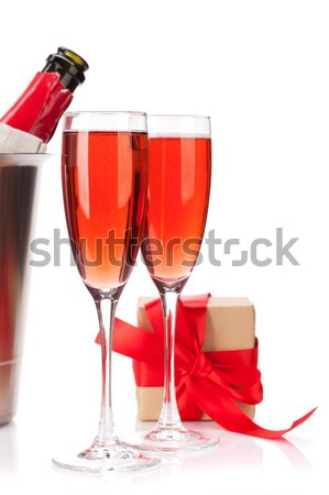 Stockfoto: Champagne · aardbei · geschenkdoos · geïsoleerd · witte · verjaardag