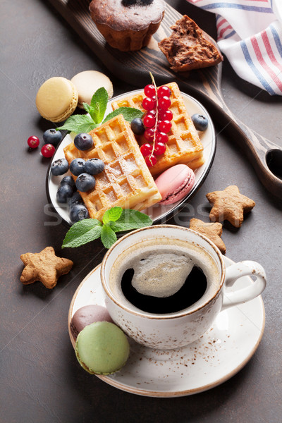 https://img3.stockfresh.com/files/k/karandaev/m/54/7768542_stock-photo-coffee-sweets-and-waffles.jpg