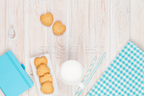 Tasse Milch Herz Cookies Merkzettel Stock foto © karandaev