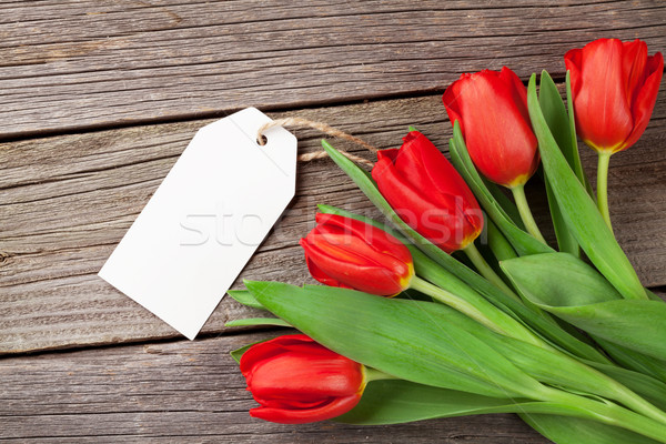 Valentijnsdag Rood tulpen tag houten bloem Stockfoto © karandaev