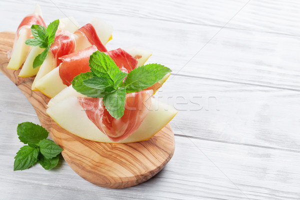 Frischen Melone Prosciutto mint Antipasti Holztisch Stock foto © karandaev