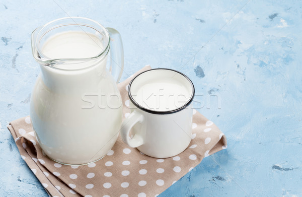 Tejesflakon csésze kő asztal tejtermékek űr Stock fotó © karandaev