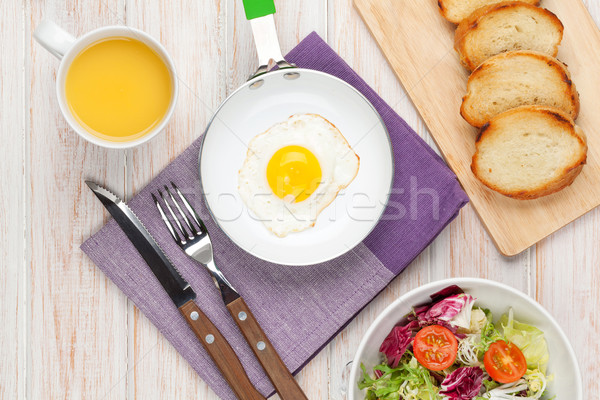 здорового завтрак Салат белый деревянный стол Сток-фото © karandaev