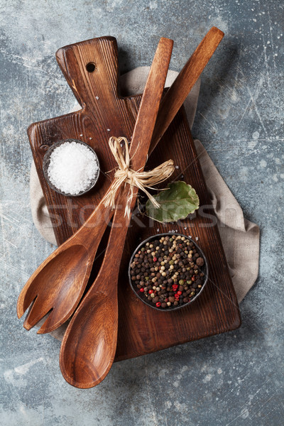 Vintage cuisine ustensiles épices planche à découper cuisson [[stock_photo]] © karandaev