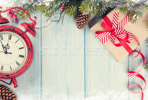 Stockfoto: Christmas · houten · sneeuw · wekker · geschenkdoos