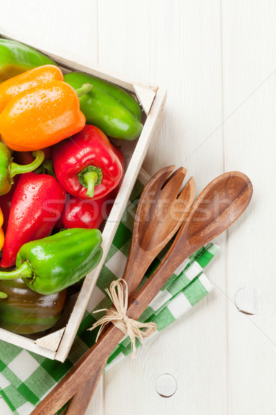 Frischen farbenreich Paprika Feld Holztisch top Stock foto © karandaev