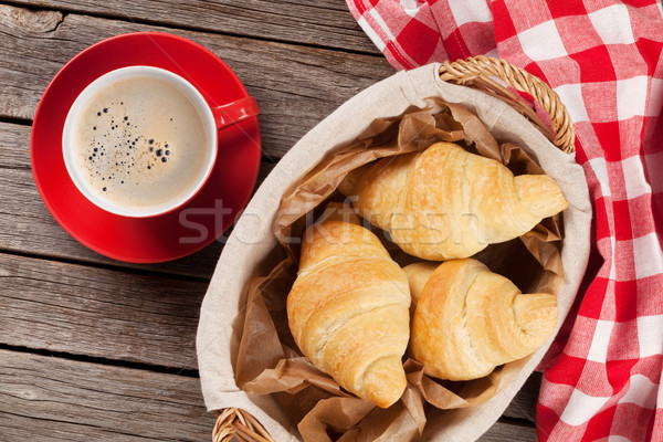 Stockfoto: Vers · croissants · koffie · houten · tafel · top