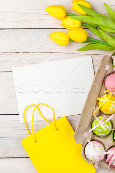 Foto d'archivio: Pasqua · colorato · uova · giallo · tulipani · saluto