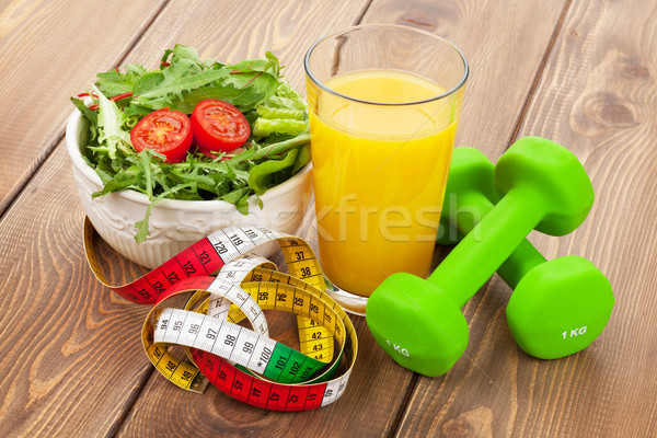 Fita métrica alimentação saudável fitness saúde mesa de madeira comida Foto stock © karandaev