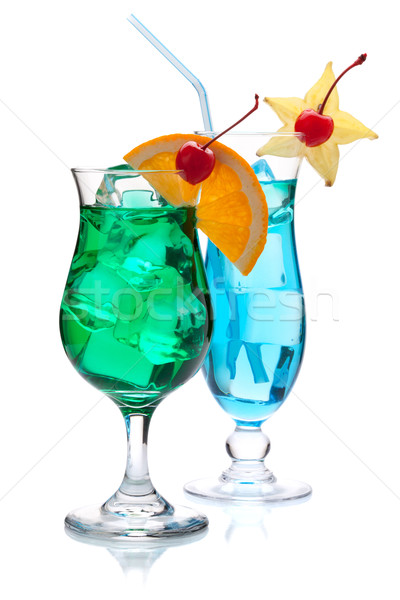 [[stock_photo]]: Deux · tropicales · cocktails · isolé · blanche · eau