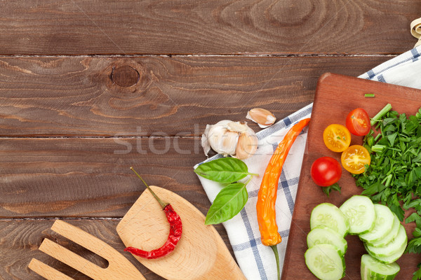 Cozinhar ingredientes utensílios mesa de madeira topo ver Foto stock © karandaev